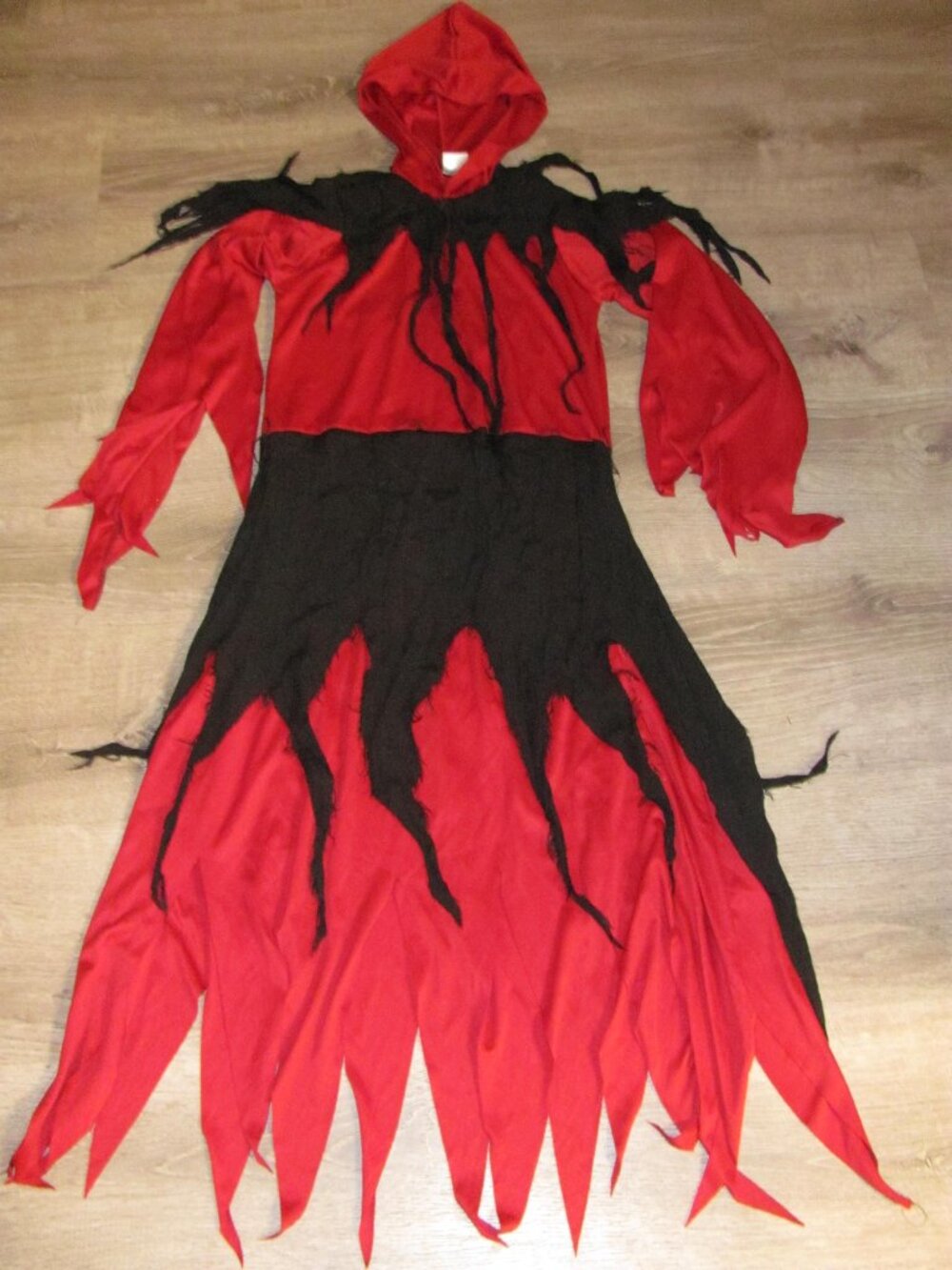 Kids Large Spirit Devilish Demon Costume Red Black Scary Boys Halloween Costume